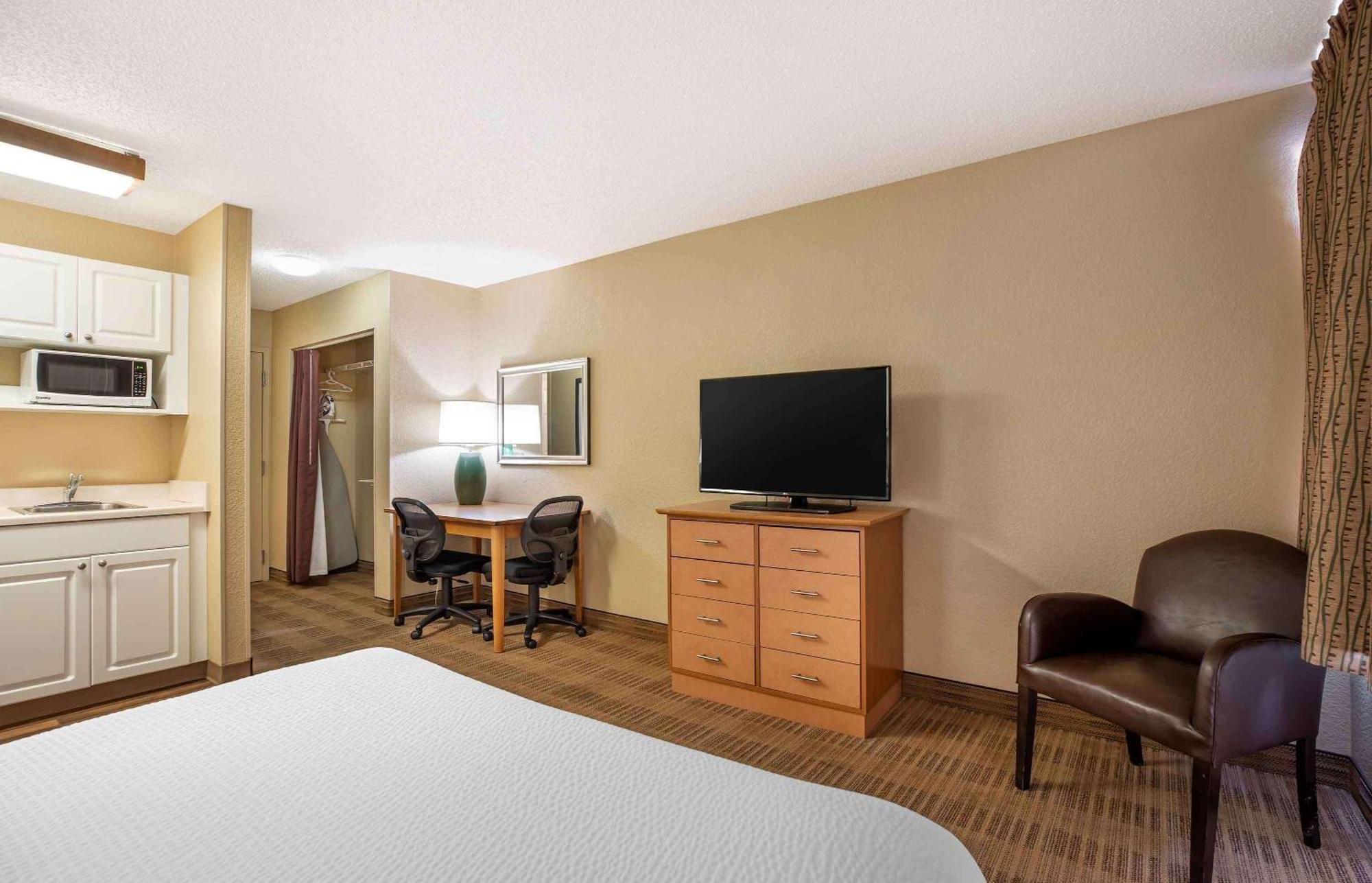 Extended Stay America Select Suites - Denver - Tech Center South Centennial Exterior photo